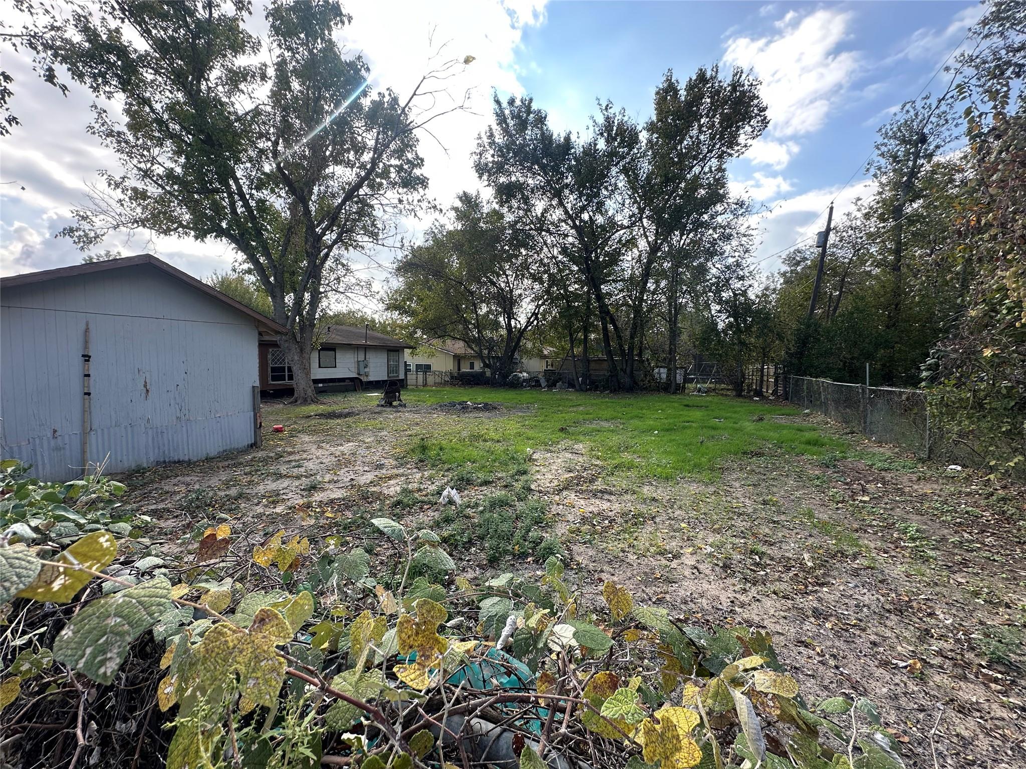 485 Crestview Dr, Rockdale, TX 76567