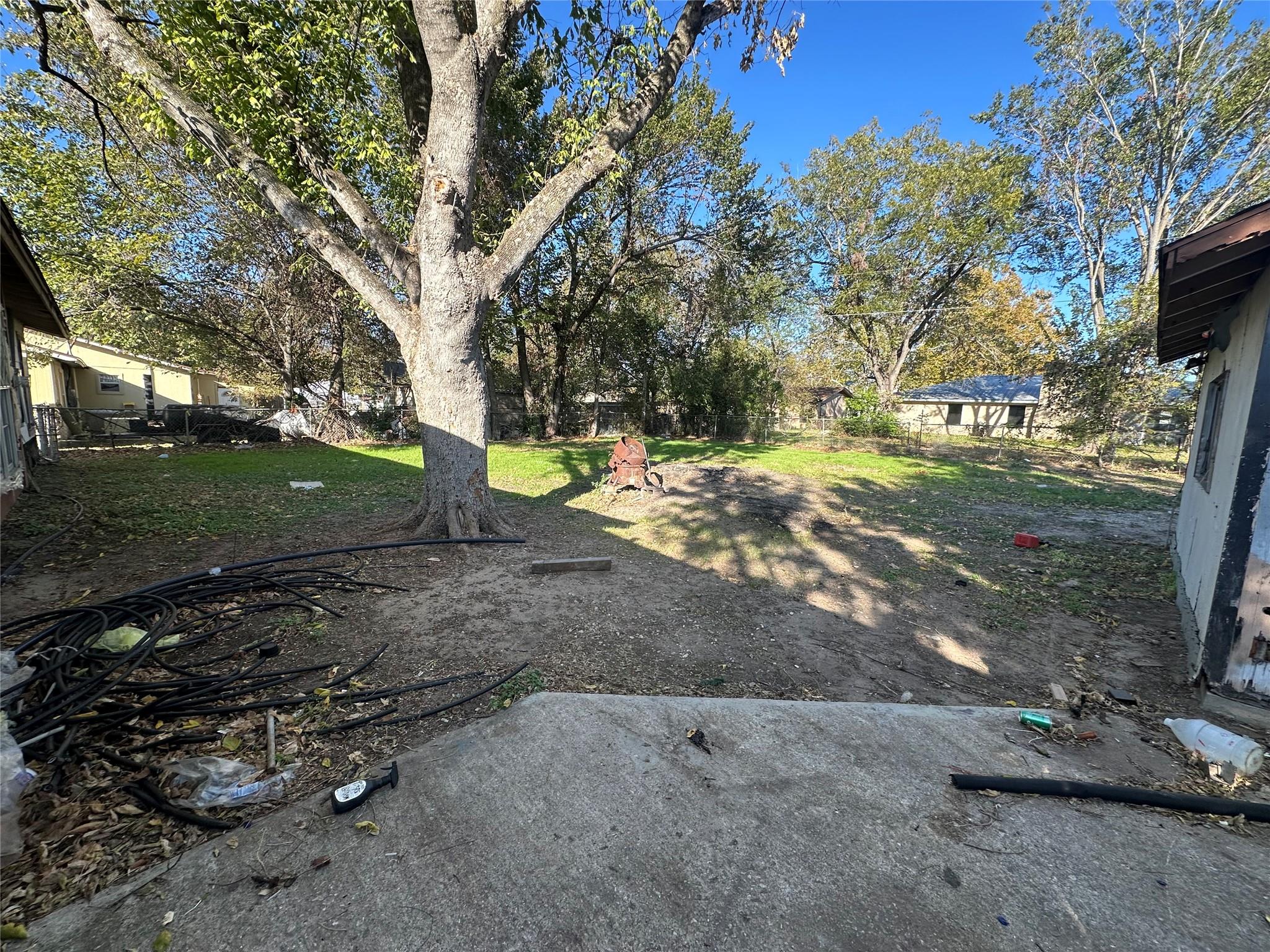 485 Crestview Dr, Rockdale, TX 76567