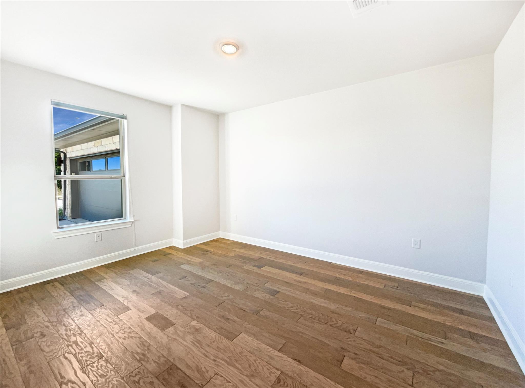 7604 Hillock Ter, Austin, TX 78744