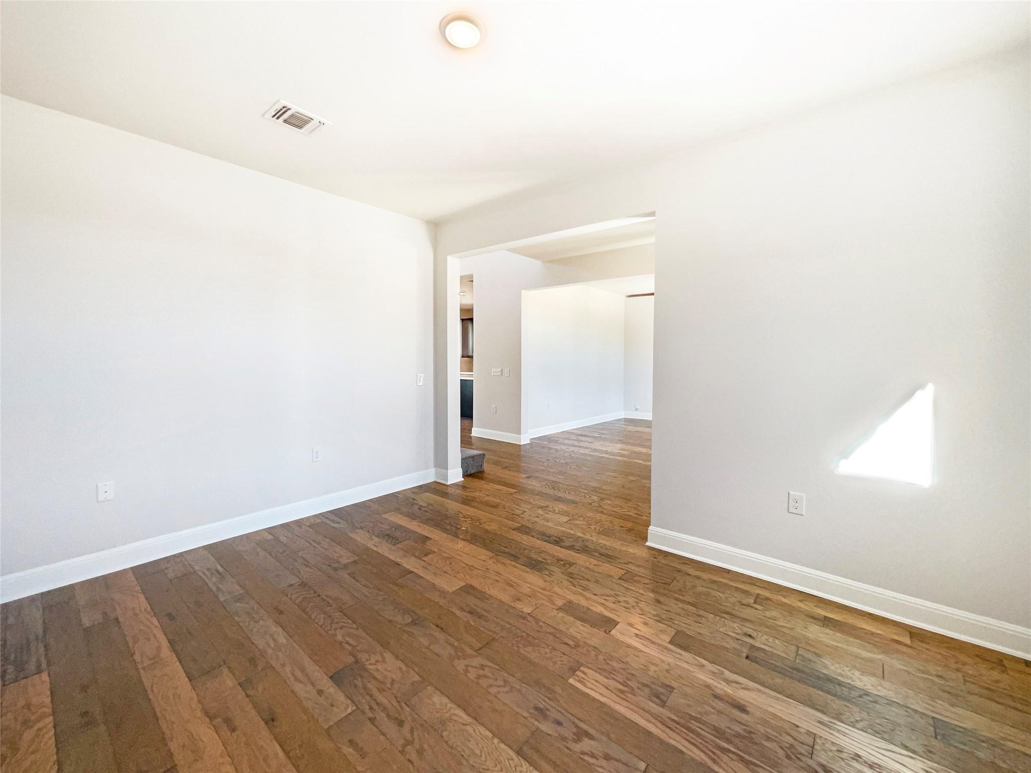 7604 Hillock Ter, Austin, TX 78744