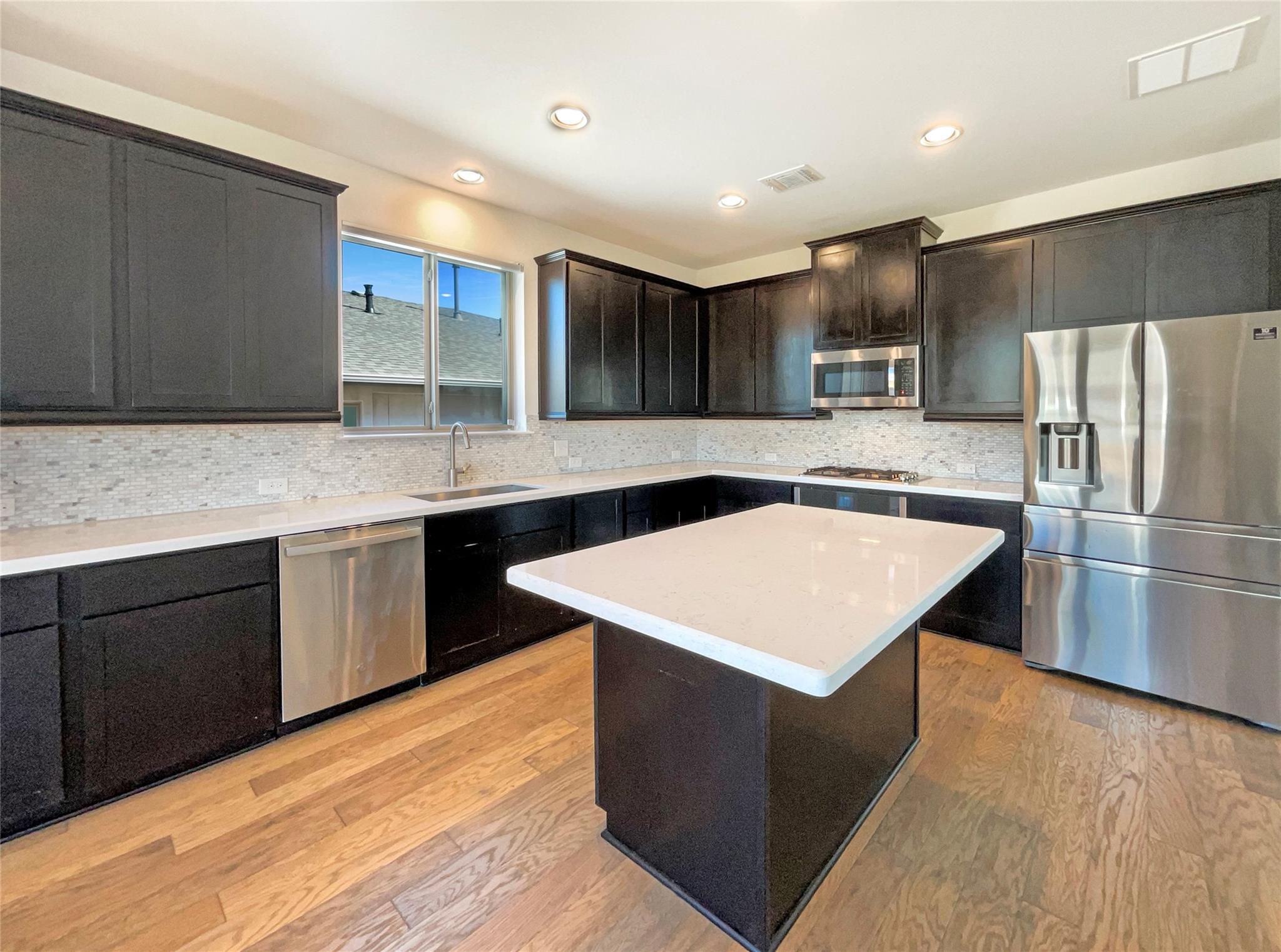 7604 Hillock Ter, Austin, TX 78744