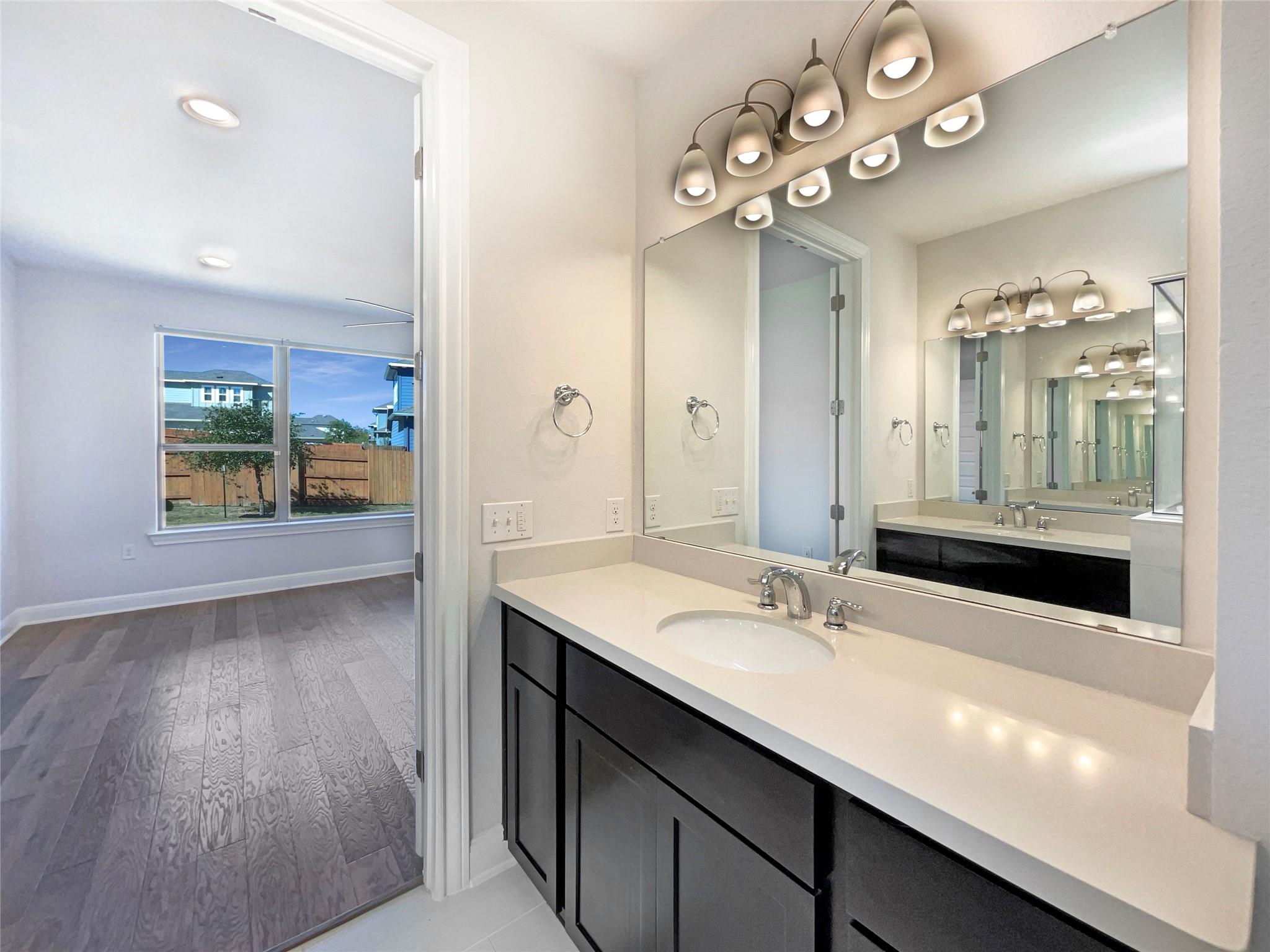 7604 Hillock Ter, Austin, TX 78744