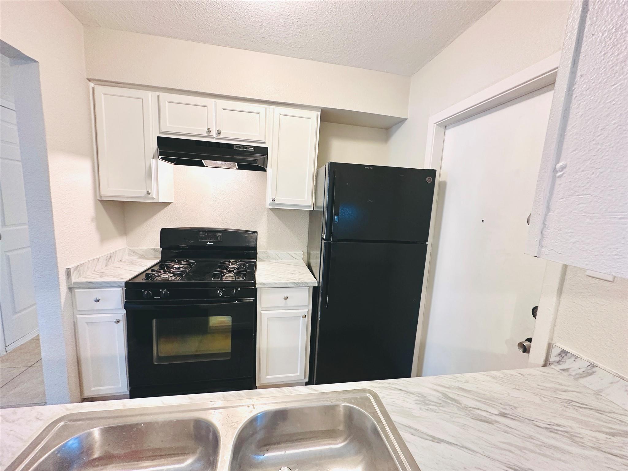 4748 Suburban Dr # A, Austin, TX 78745