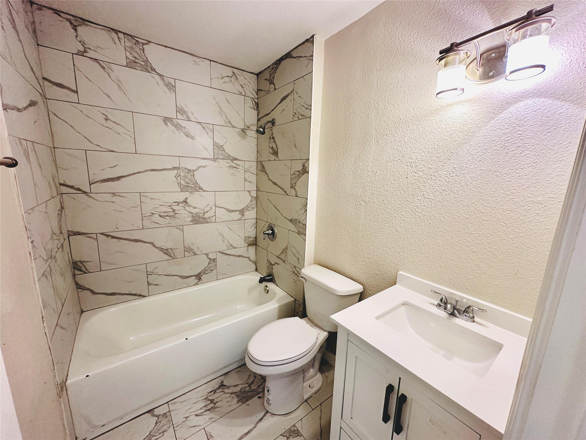 4748 Suburban Dr # A, Austin, TX 78745