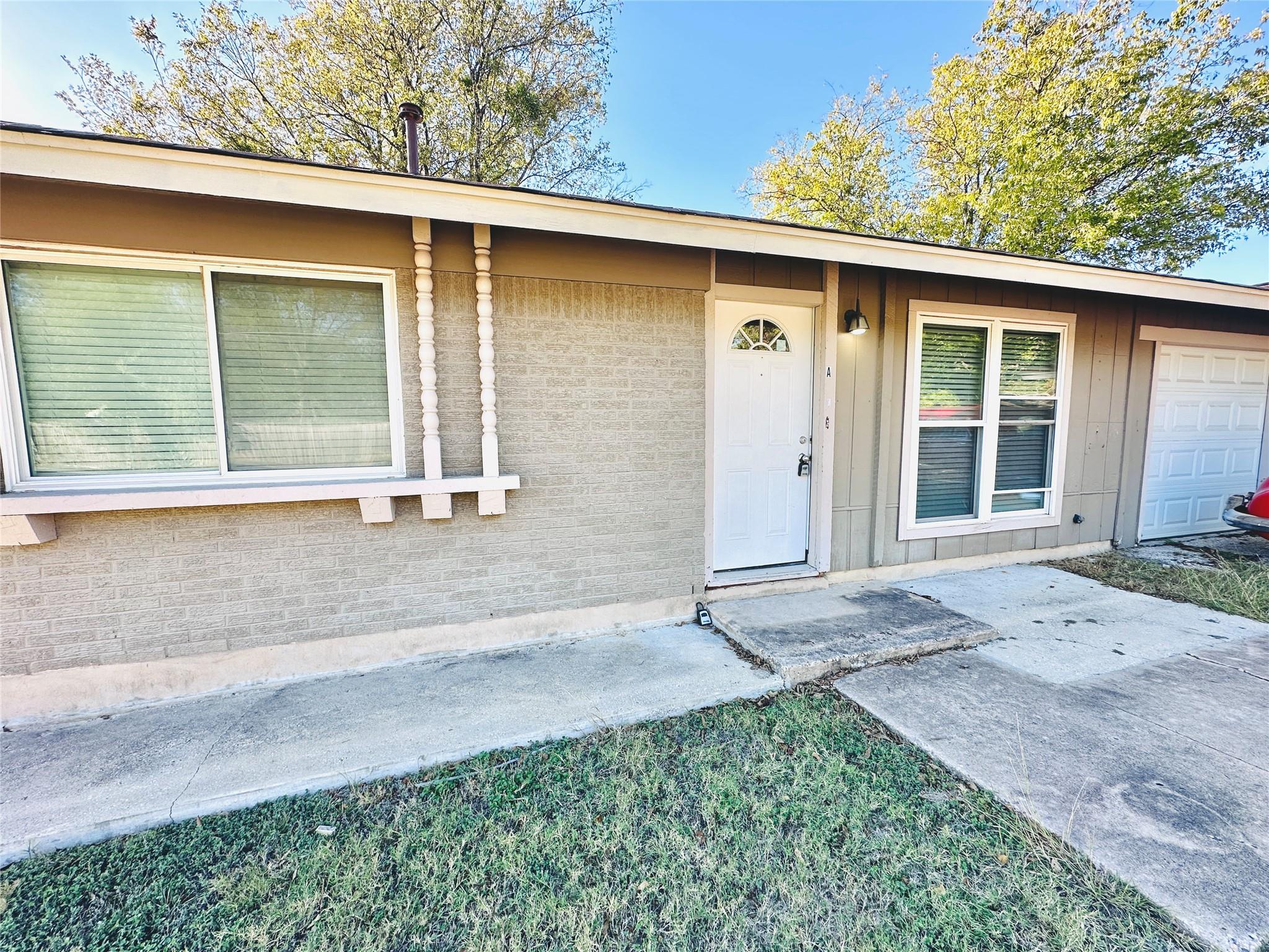 4748 Suburban Dr # A, Austin, TX 78745