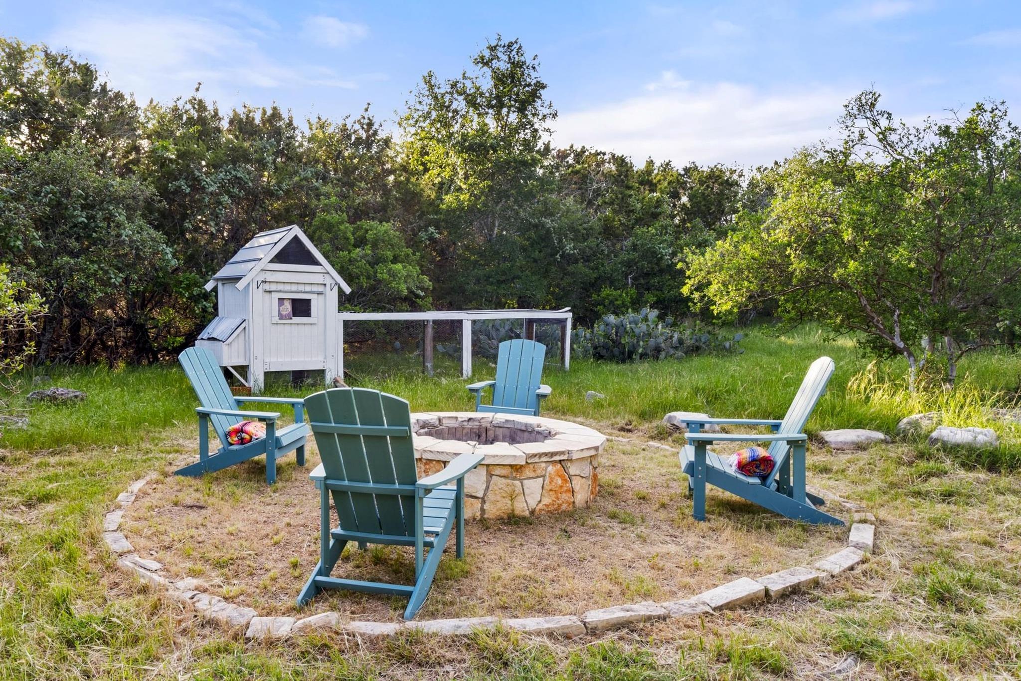 500 Deer Creek Dr, San Marcos, TX 78666