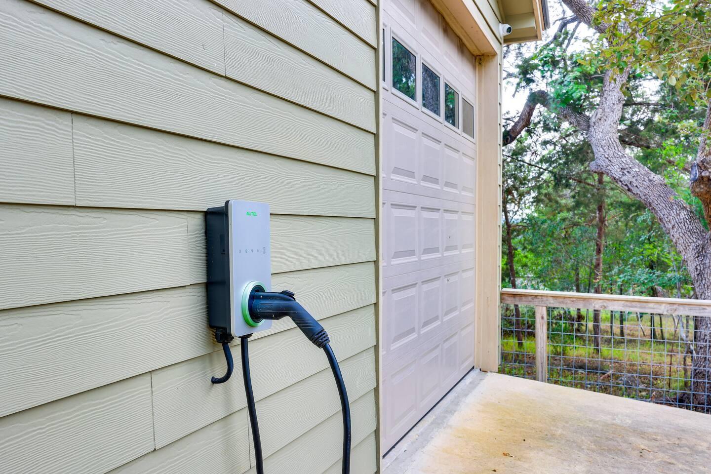 500 Deer Creek Dr, San Marcos, TX 78666