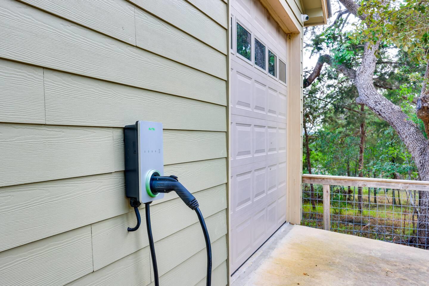 500 Deer Creek Dr, San Marcos, TX 78666