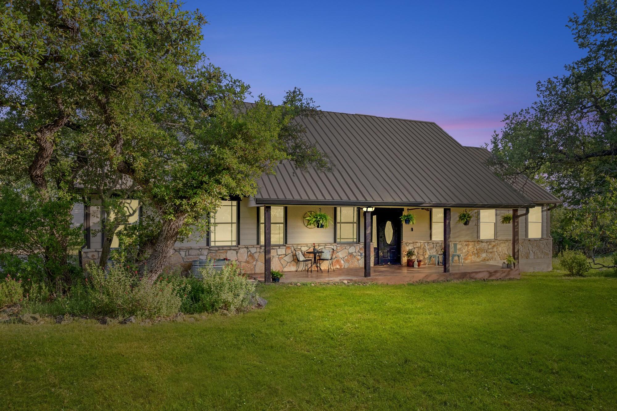 500 Deer Creek Dr, San Marcos, TX 78666