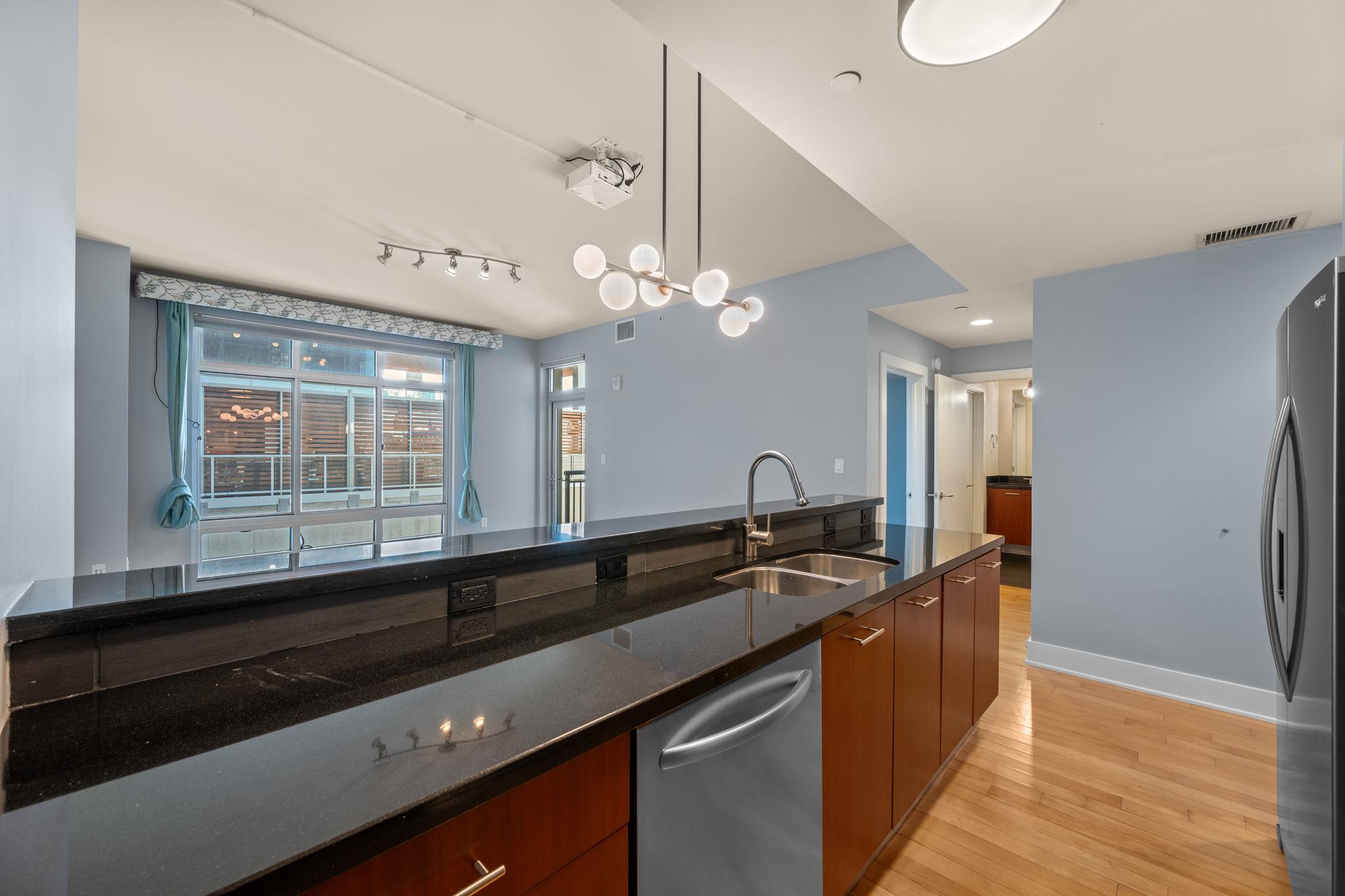 603 Davis St # 1307, Austin, TX 78701