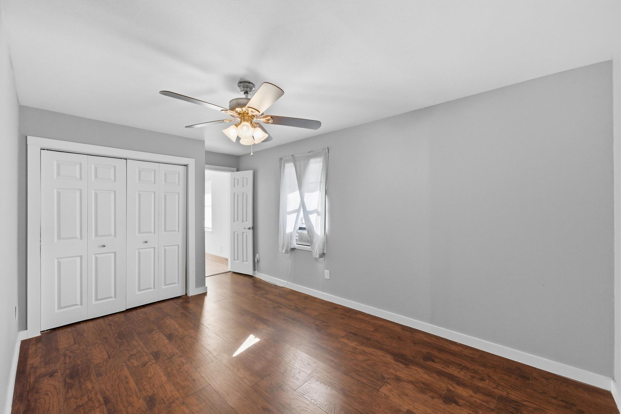 802 N Avenue N, Johnson City, TX 78636