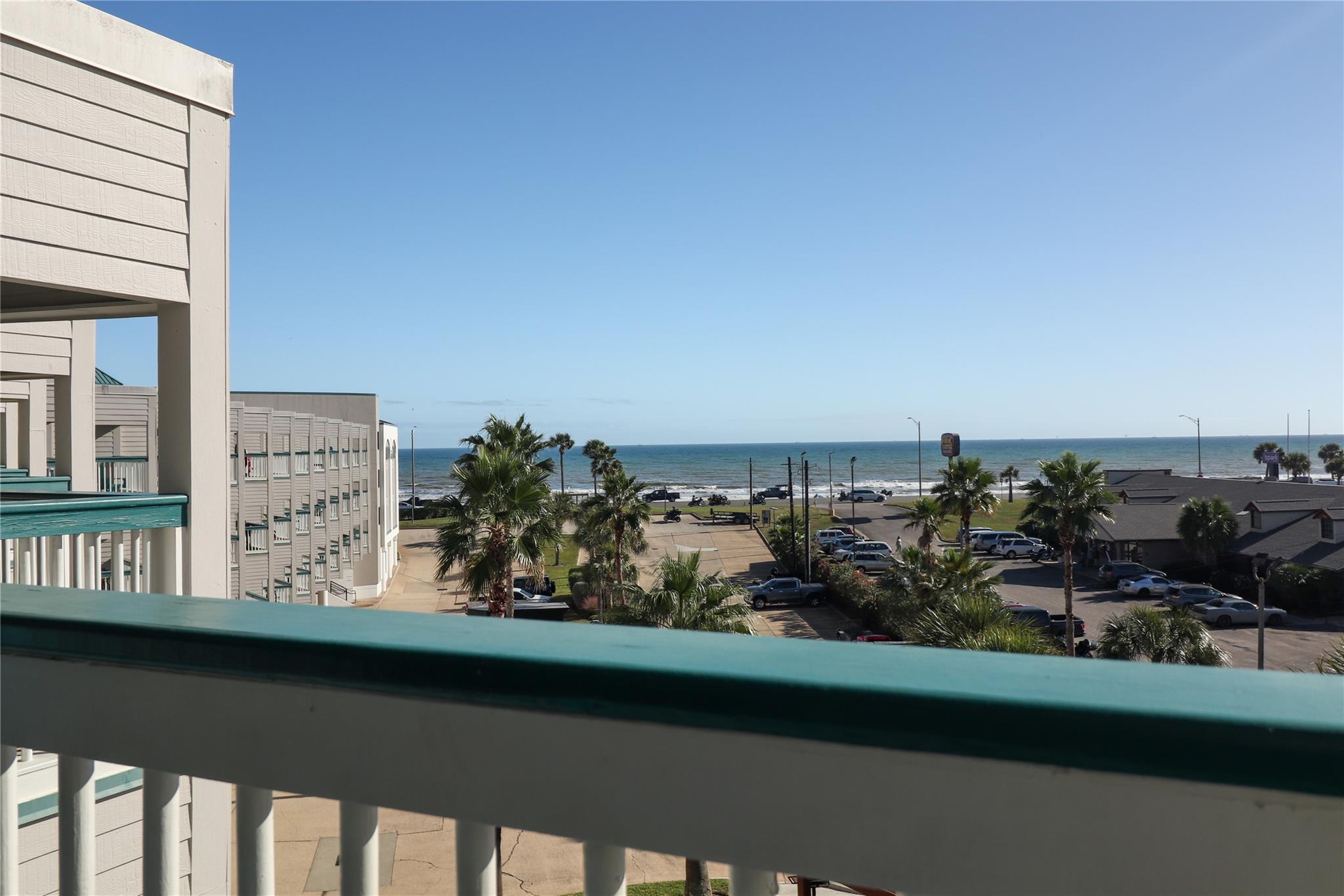 6102 Seawall Blvd # 388, Galveston, TX 77551