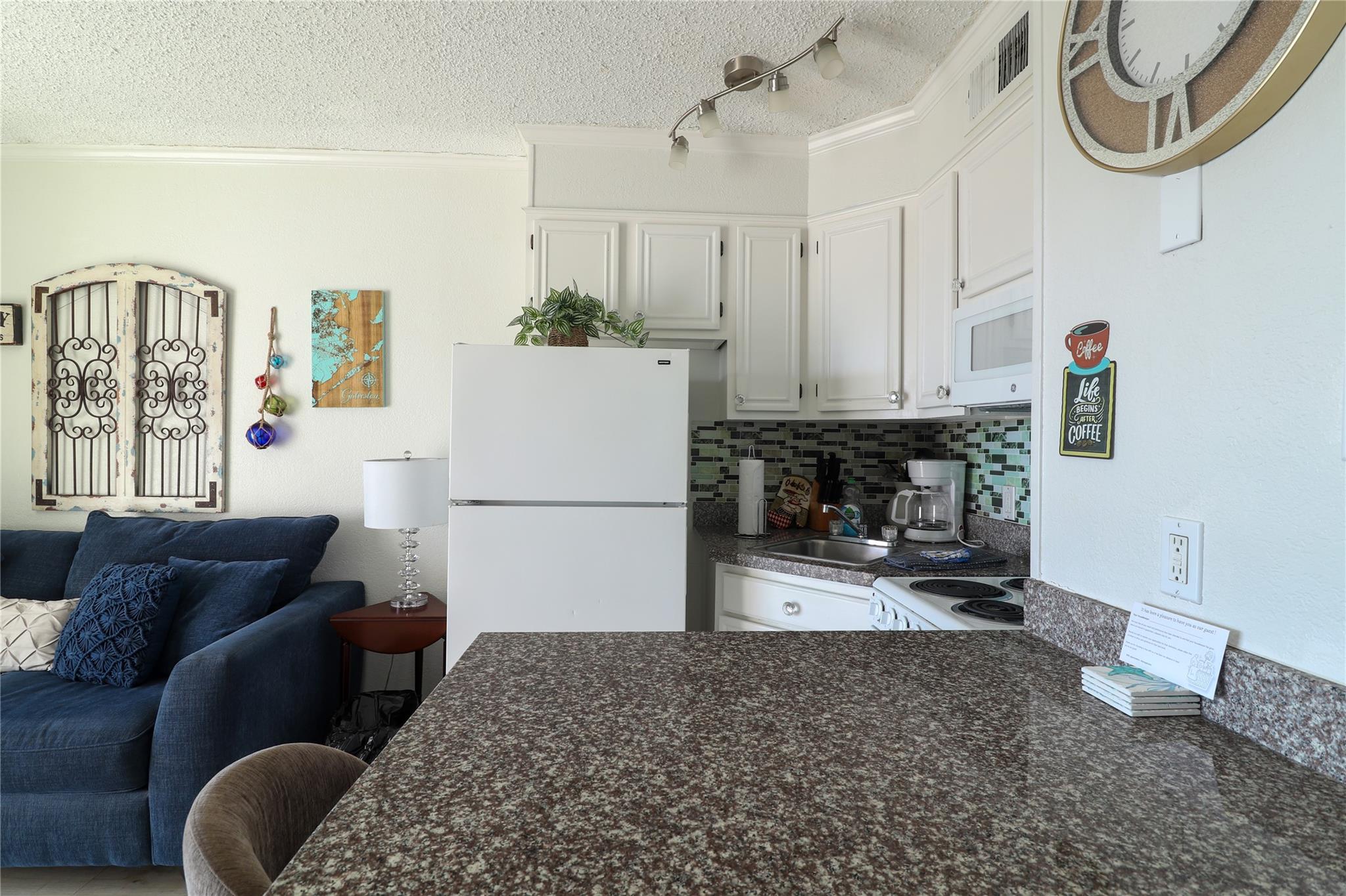 6102 Seawall Blvd # 388, Galveston, TX 77551