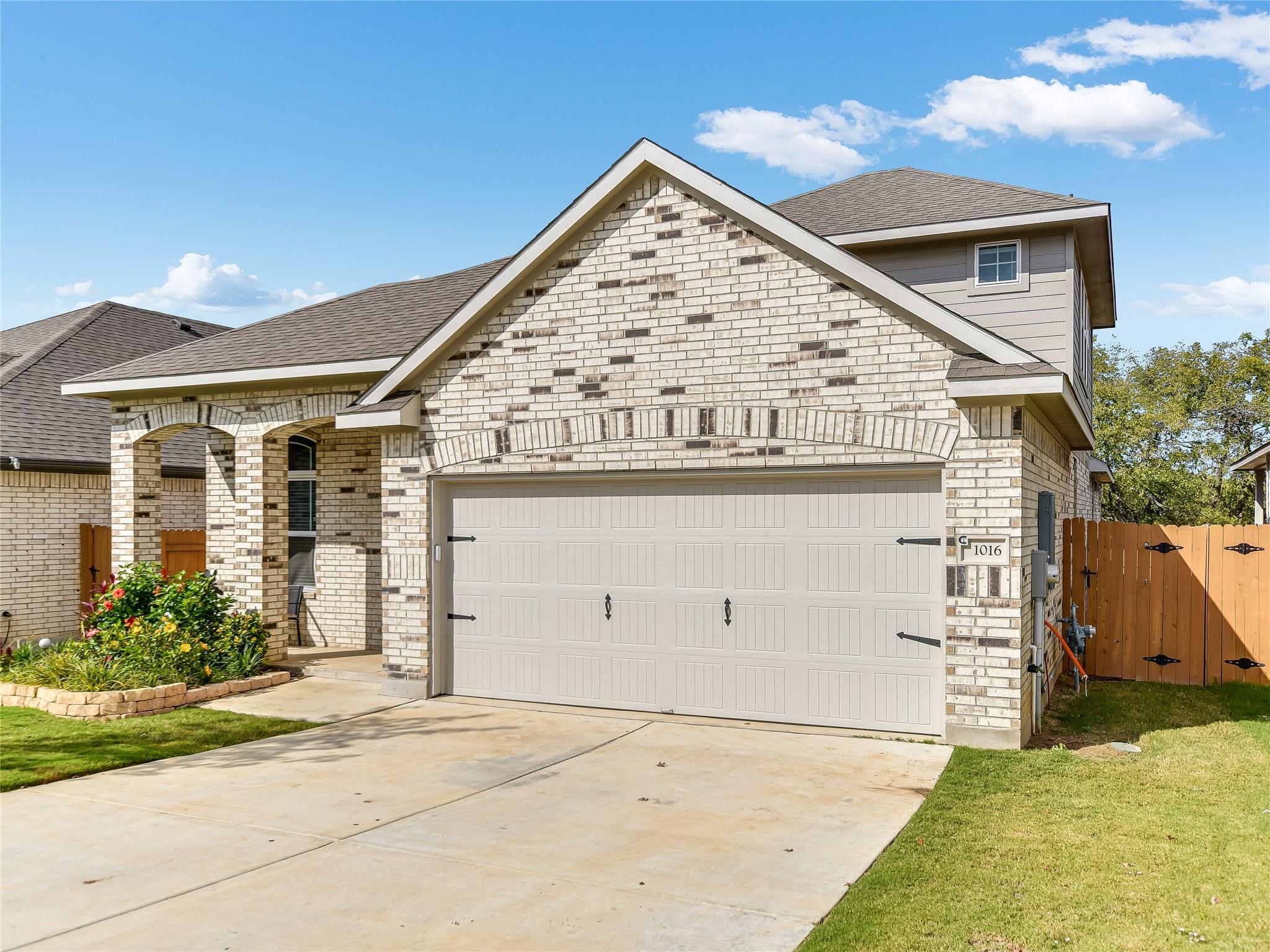 1016 Paddock Ln, Georgetown, TX 78626