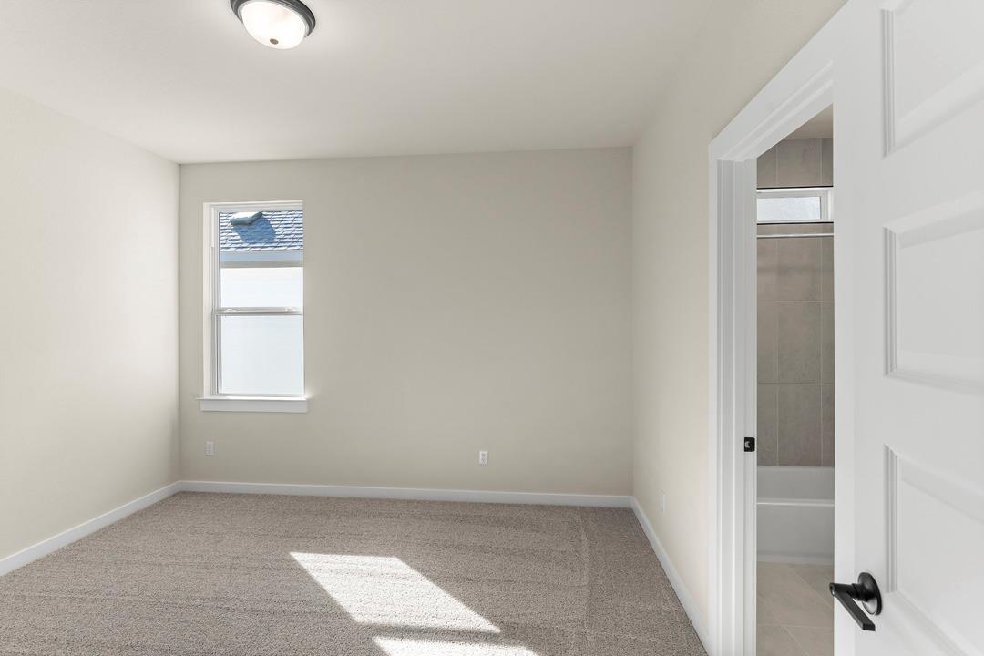 1174 North Roger Hanks Parkway, Dripping Springs, TX 78620