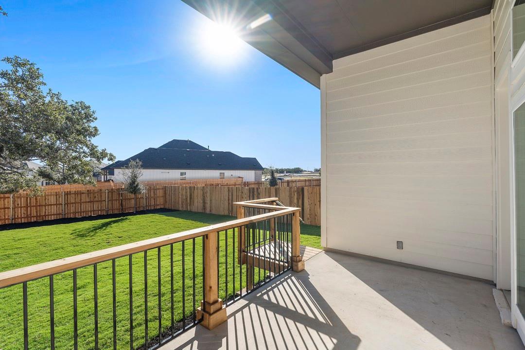 1174 North Roger Hanks Parkway, Dripping Springs, TX 78620