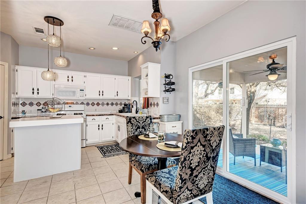 1813 White Oak Loop, Round Rock, TX 78681