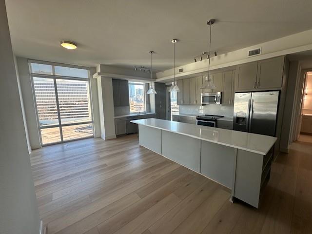 214 Barton Springs Rd # 922, Austin, TX 78704