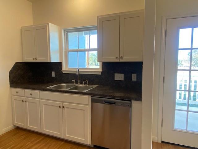 112 Palmo Dr, Luling, TX 78648