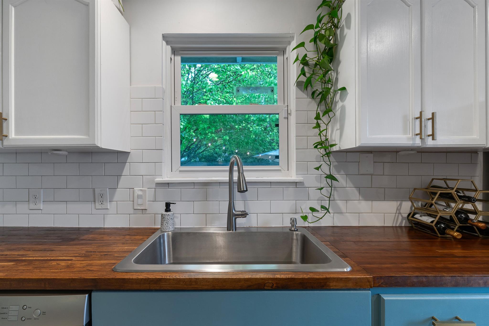 5210 Waterbrook Dr, Austin, TX 78723