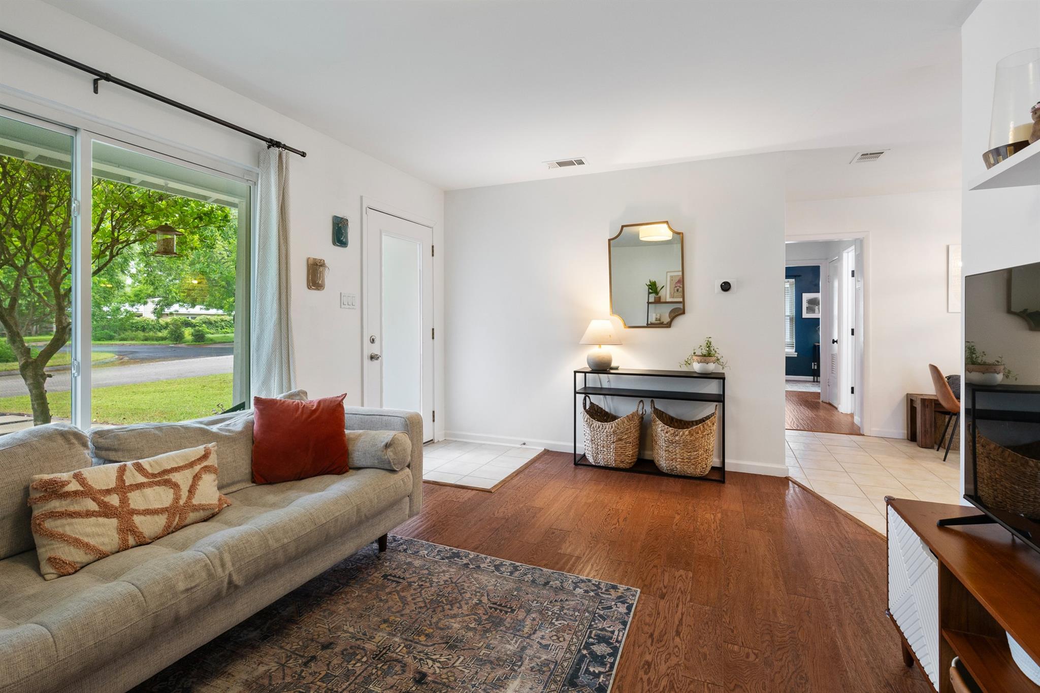 5210 Waterbrook Dr, Austin, TX 78723