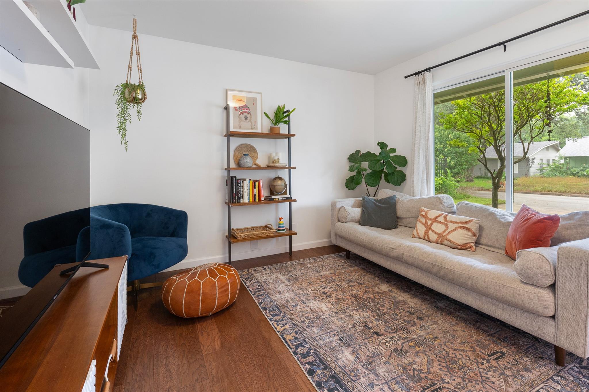 5210 Waterbrook Dr, Austin, TX 78723