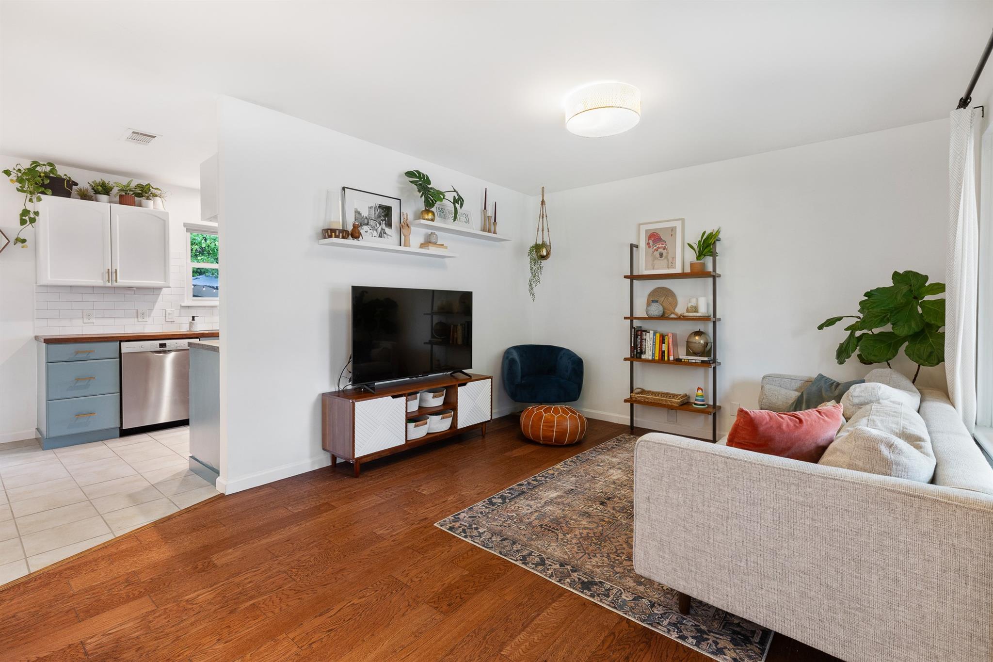 5210 Waterbrook Dr, Austin, TX 78723