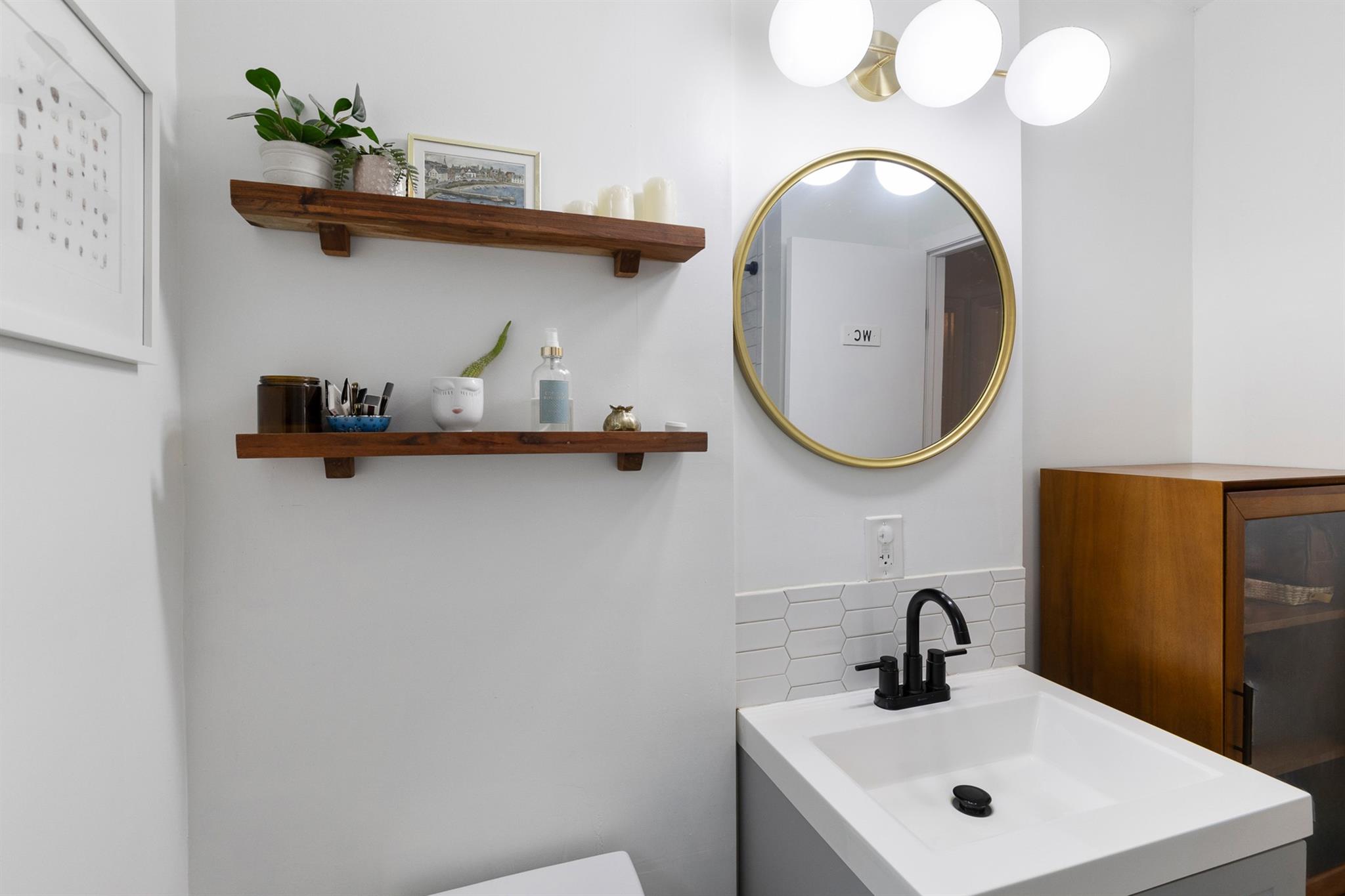 5210 Waterbrook Dr, Austin, TX 78723