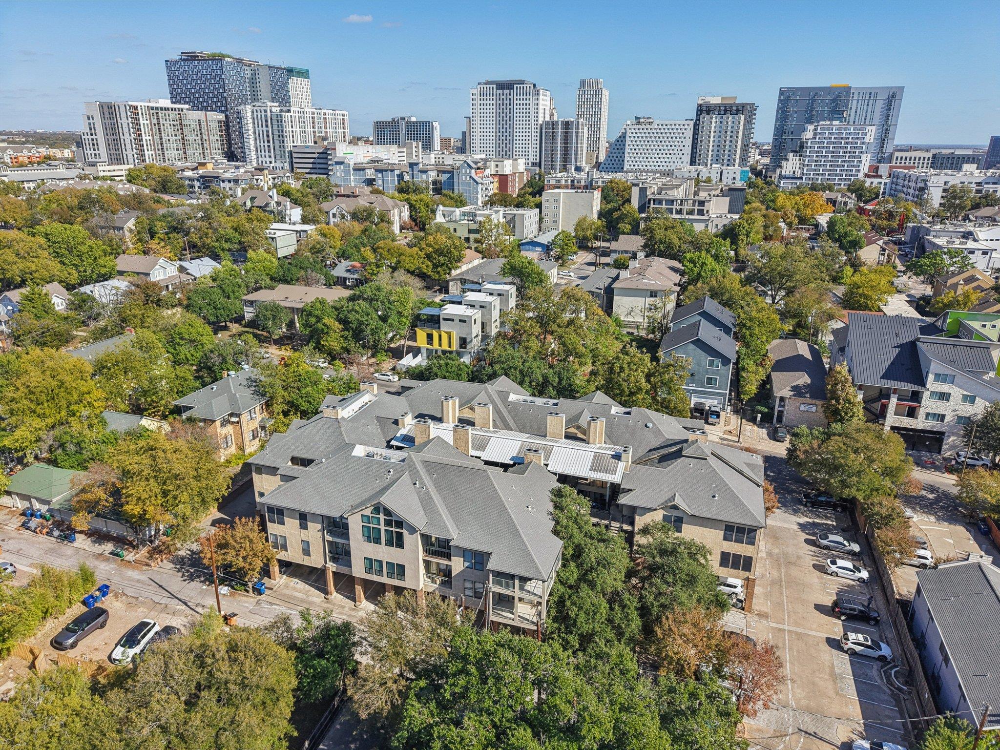 1910 Robbins Pl # 301, Austin, TX 78705