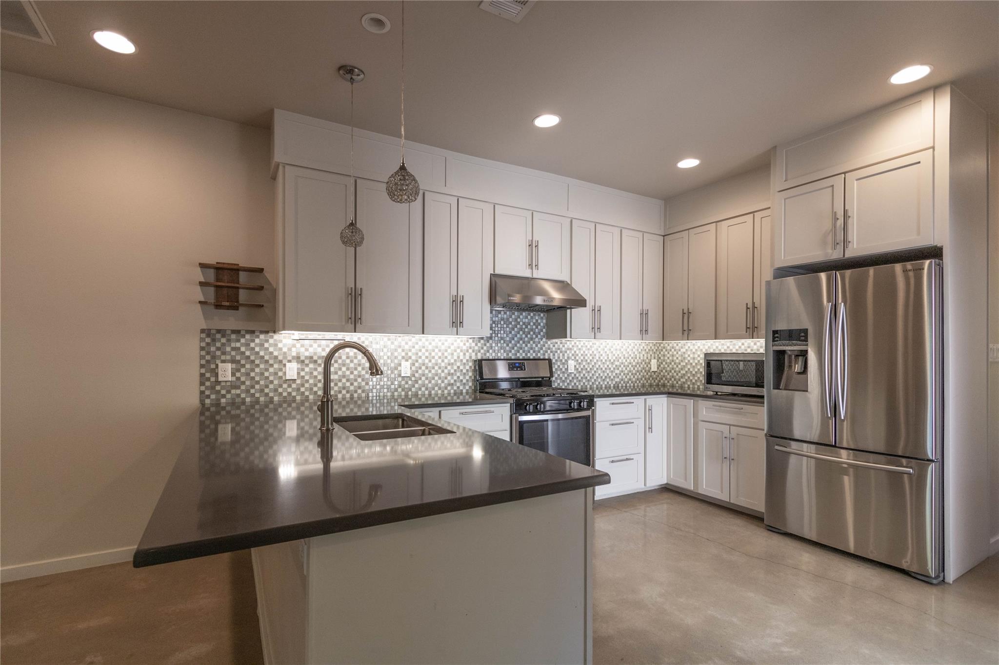 1702 Forest Hill Dr # A, Austin, TX 78745