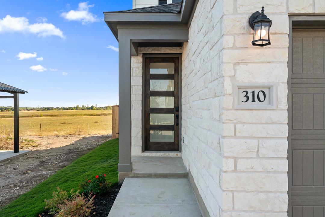 310 Emerie Way, Georgetown, TX 78626
