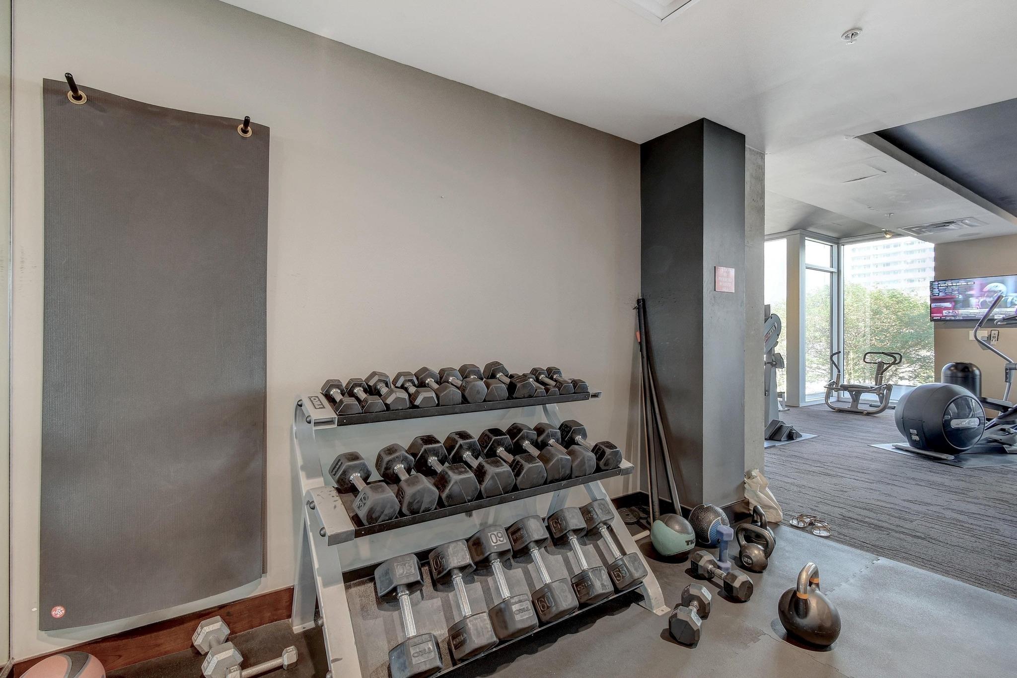 360 Nueces St # 1407, Austin, TX 78701