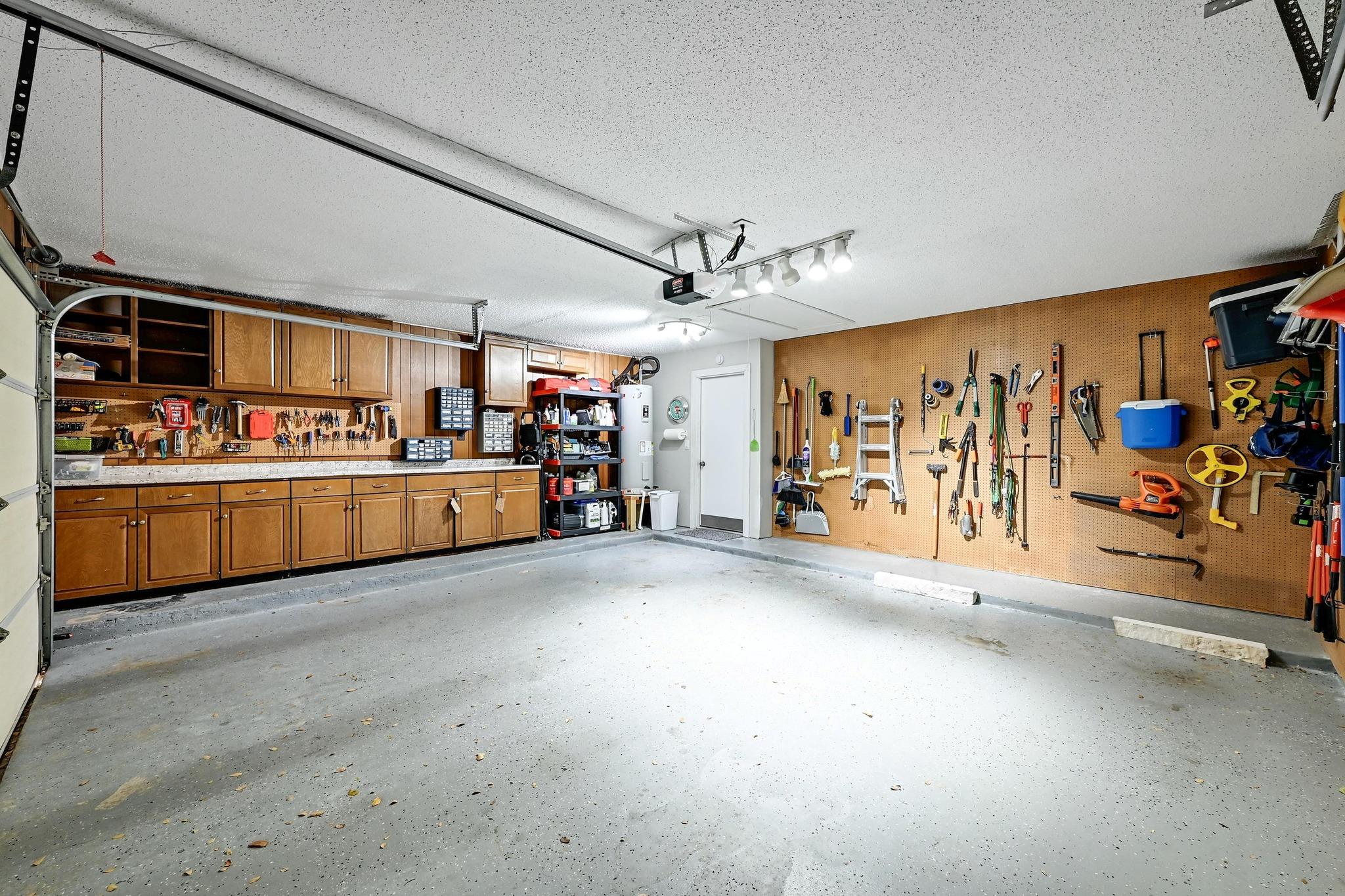 1501 Bluff Dr, Round Rock, TX 78681