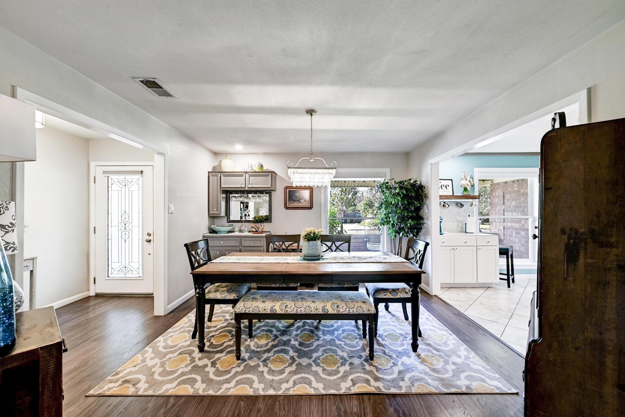 1501 Bluff Dr, Round Rock, TX 78681