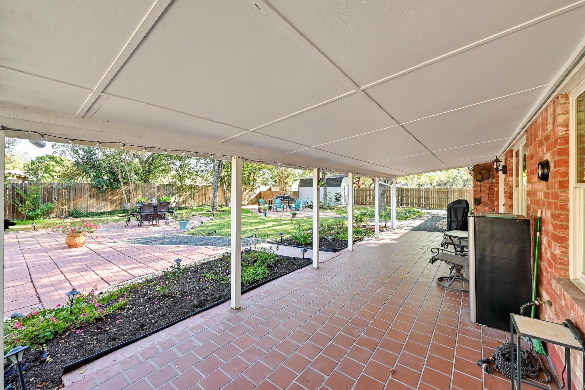 1501 Bluff Dr, Round Rock, TX 78681