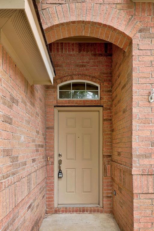 2832 Mission Tejas Dr, Pflugerville, TX 78660