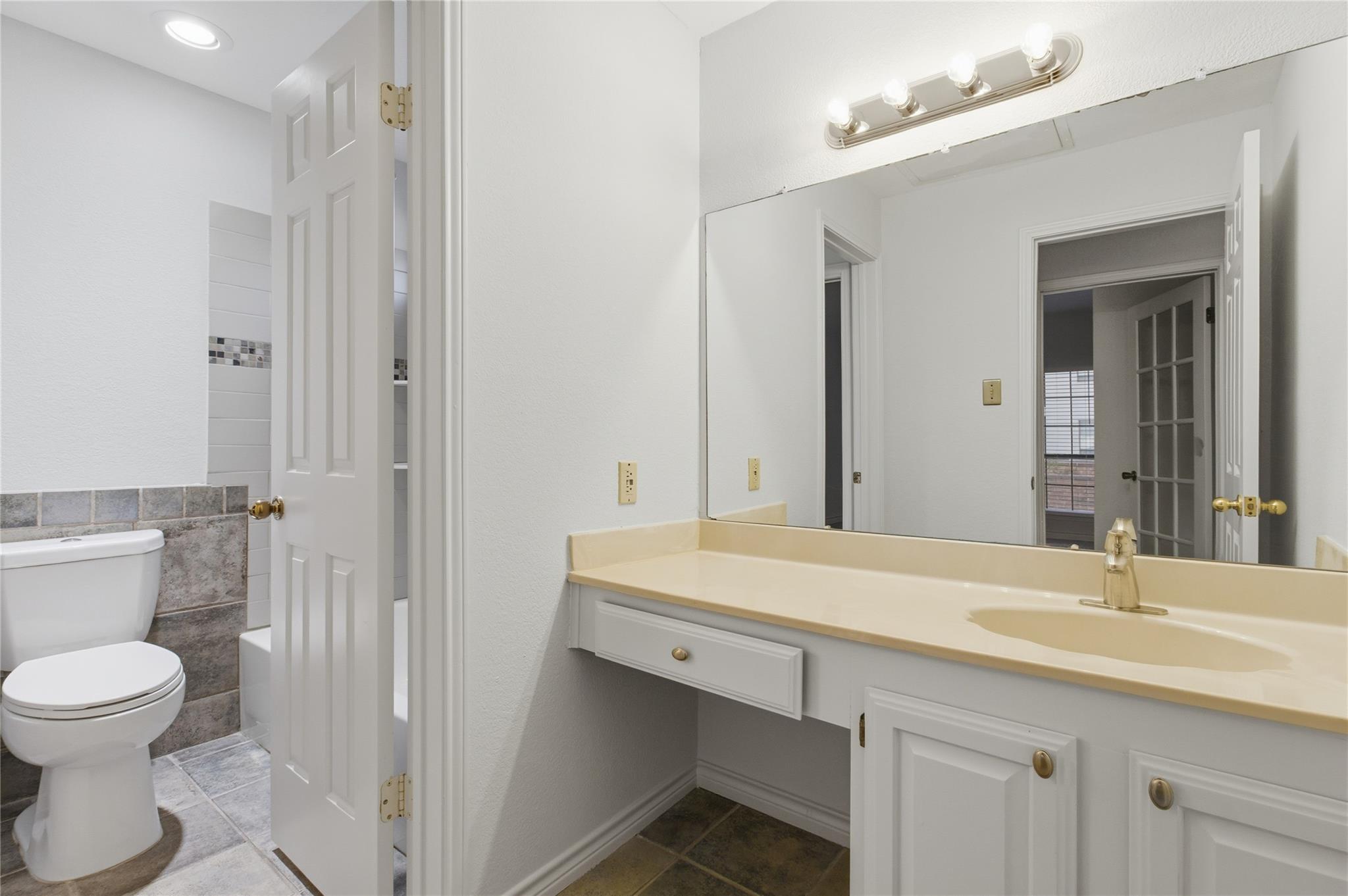 3001 CEDAR St # 116, Austin, TX 78705