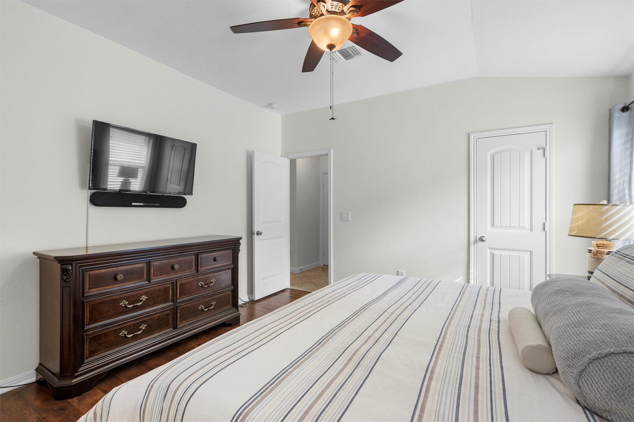 128 Moulins Ln, Georgetown, TX 78626