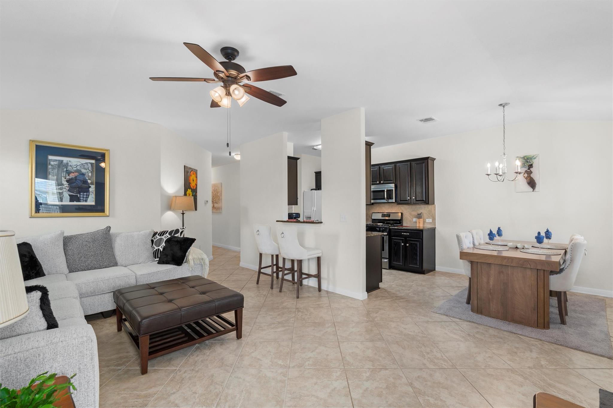 128 Moulins Ln, Georgetown, TX 78626