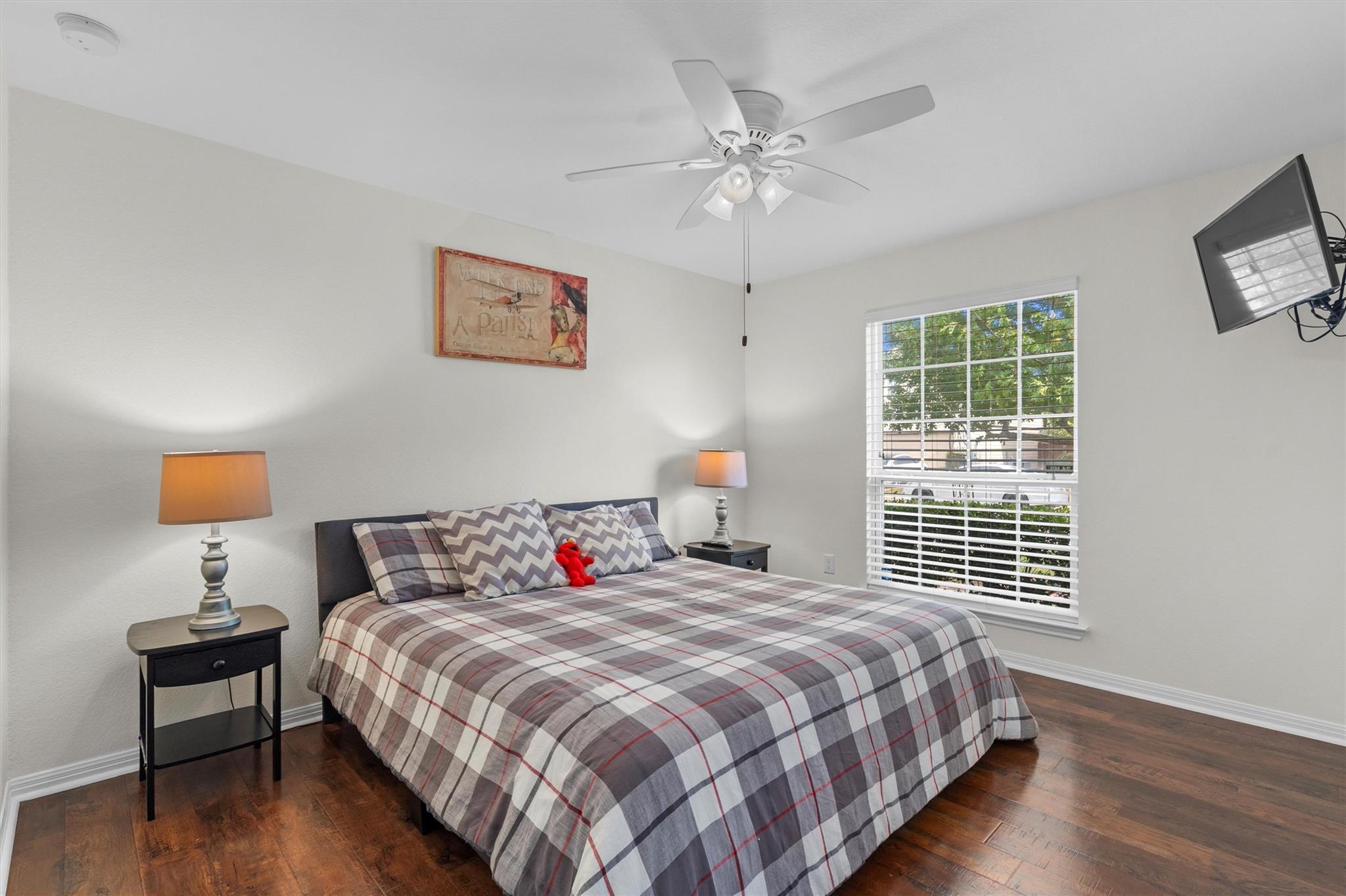 128 Moulins Ln, Georgetown, TX 78626