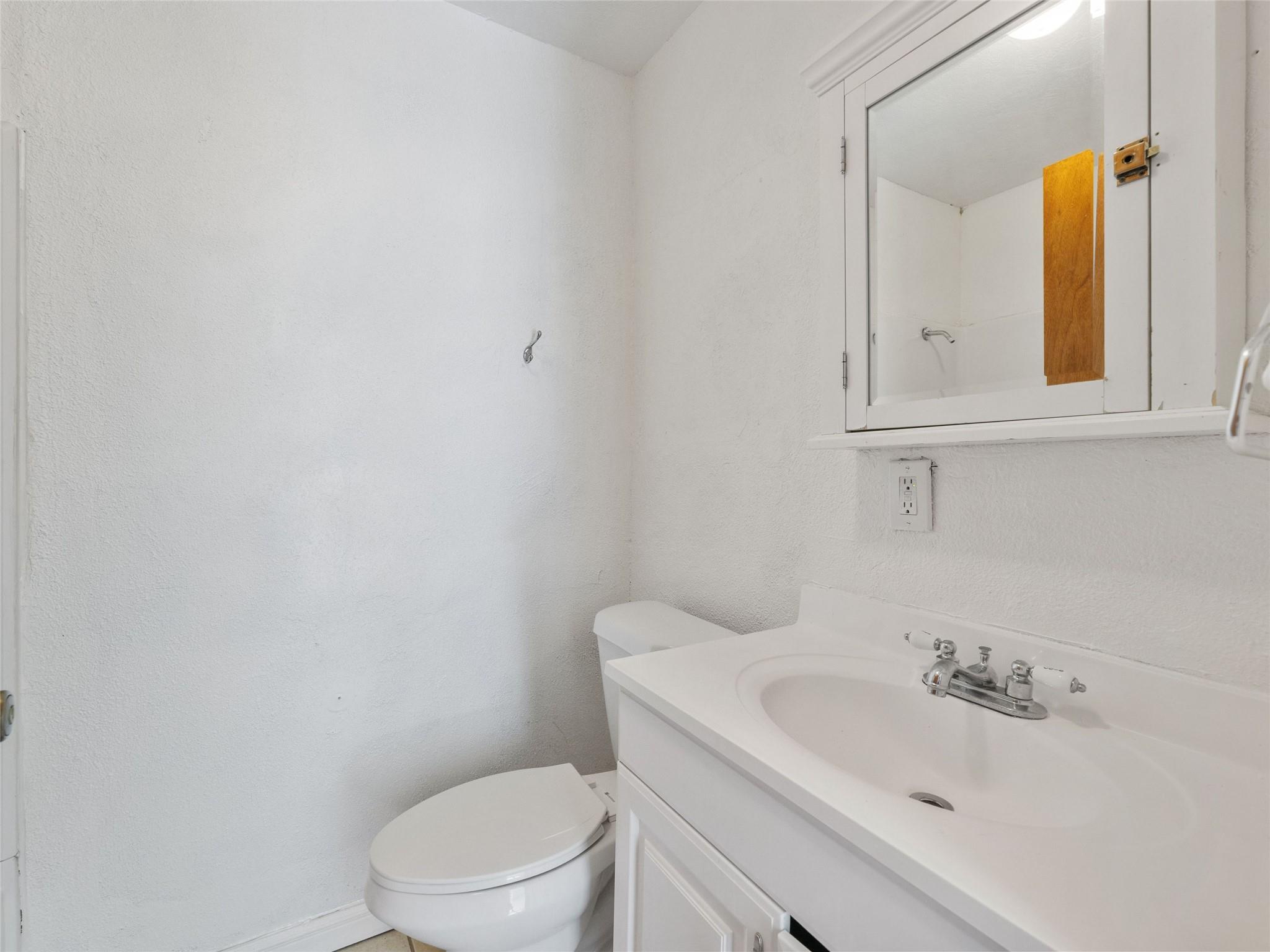 15803 Wildwood Trl, Austin, TX 78734