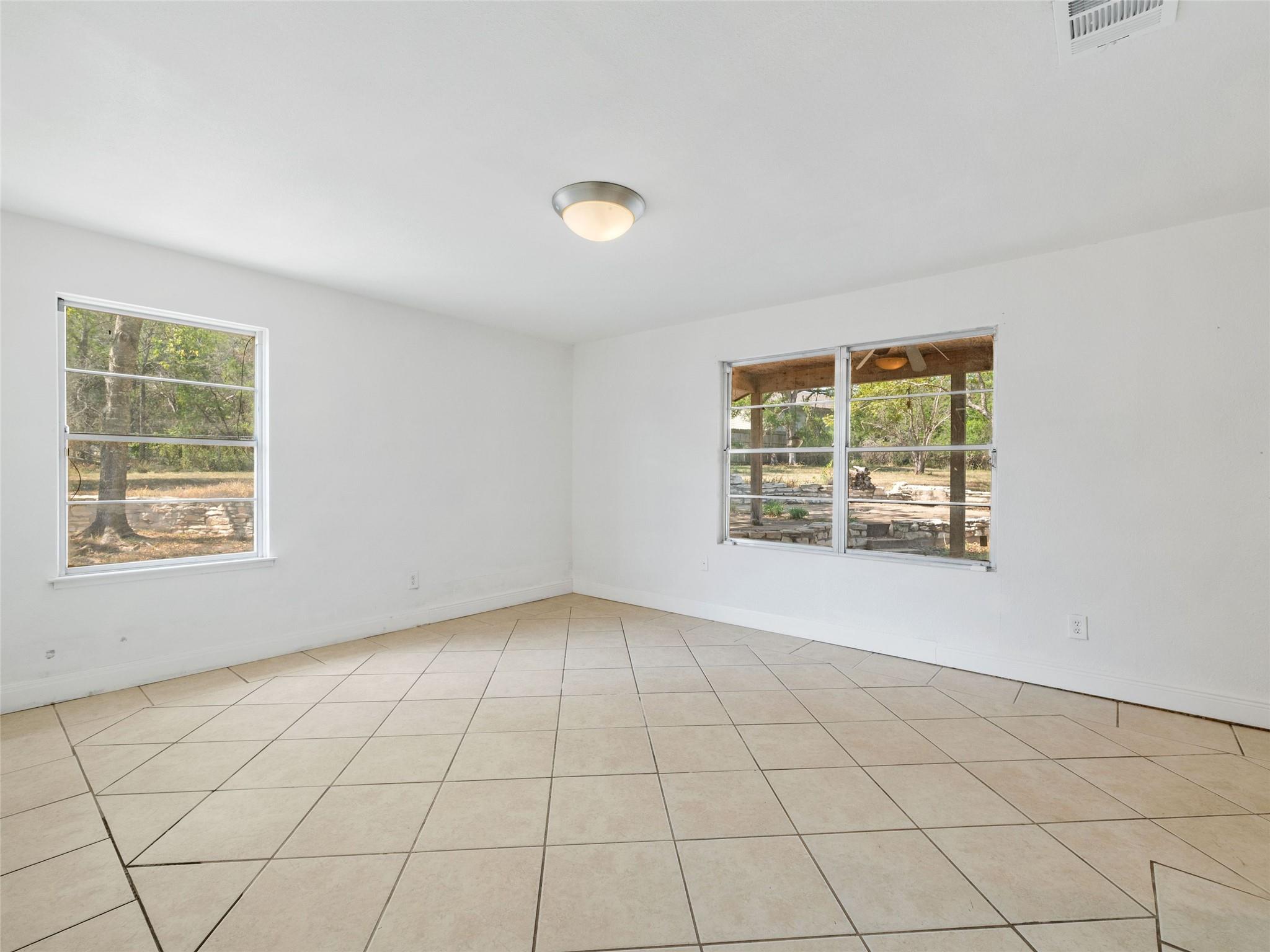 15803 Wildwood Trl, Austin, TX 78734