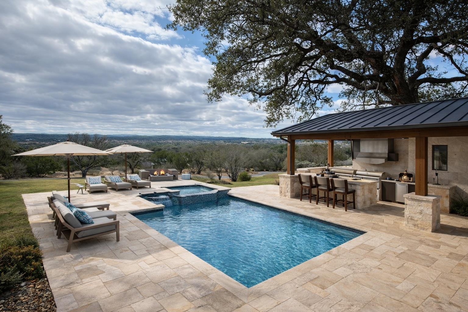 400 Emerald Way, Horseshoe Bay, TX 78657