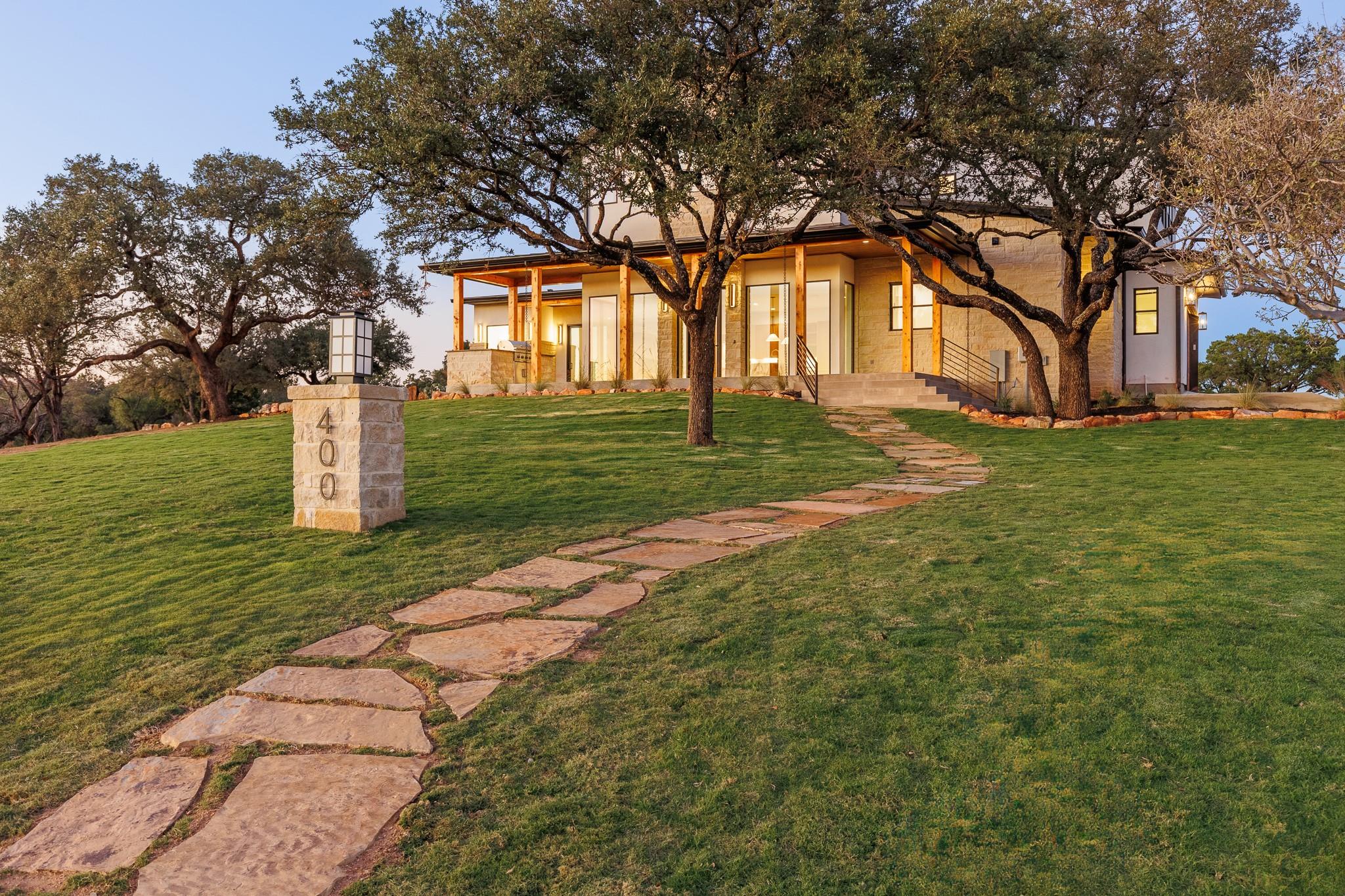 400 Emerald Way, Horseshoe Bay, TX 78657