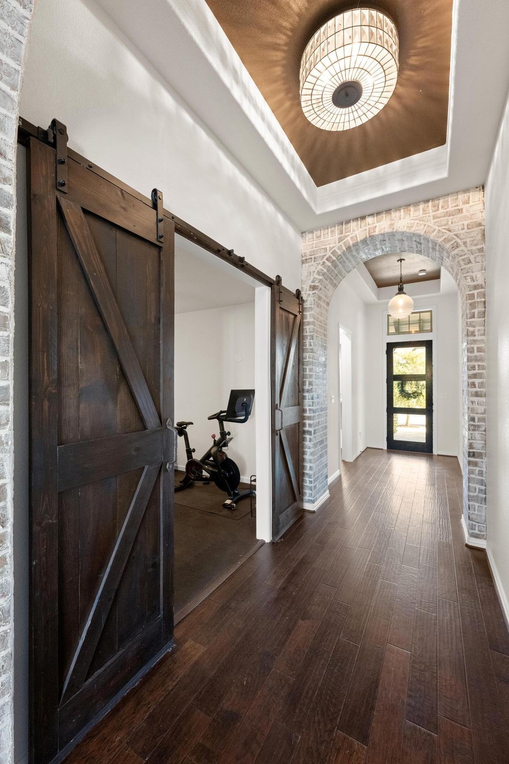 16101 Golden Top Dr, Austin, TX 78738