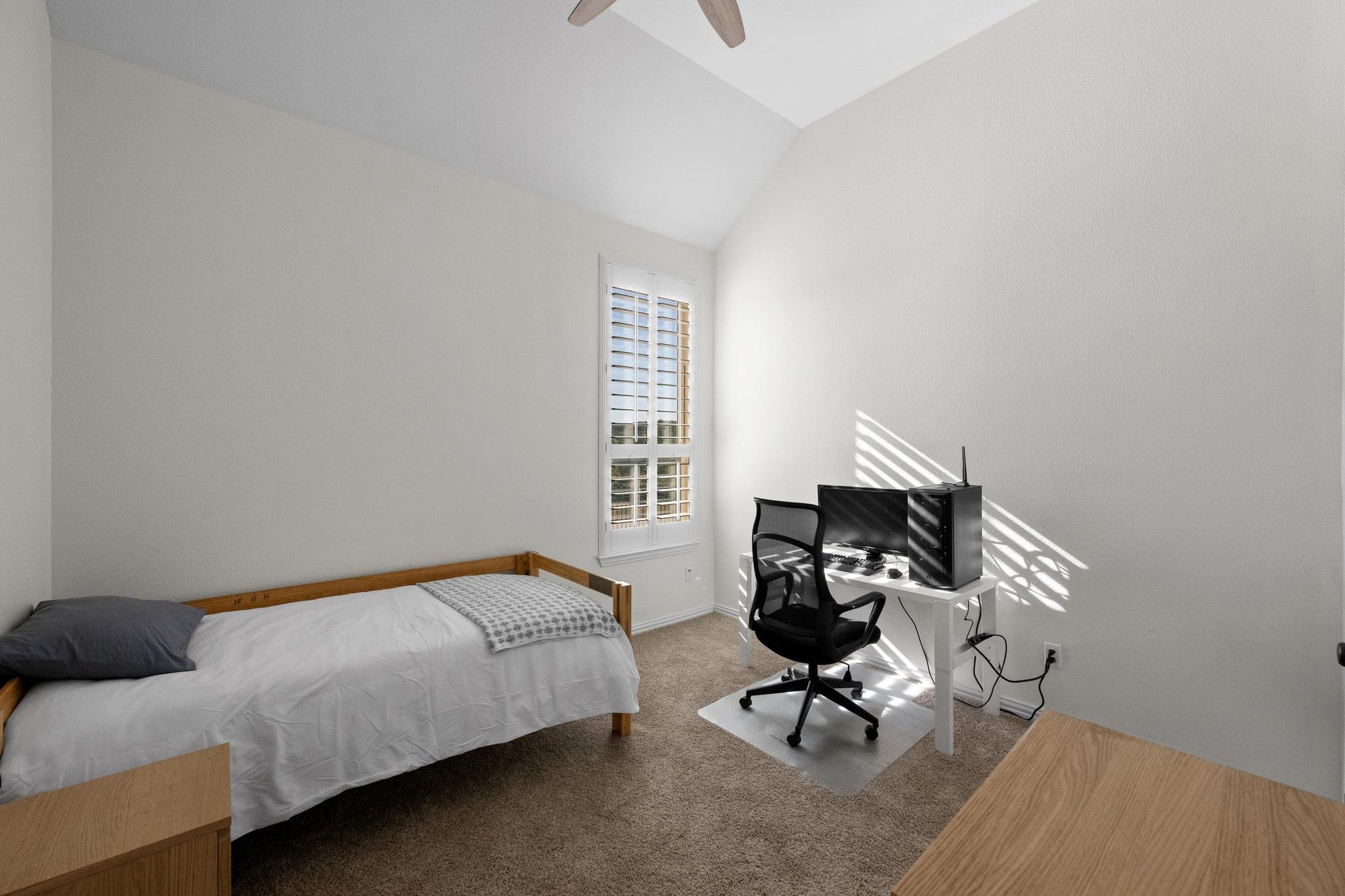 16101 Golden Top Dr, Austin, TX 78738