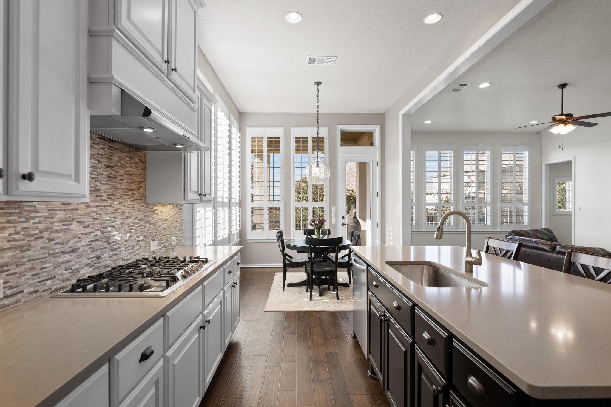 16101 Golden Top Dr, Austin, TX 78738