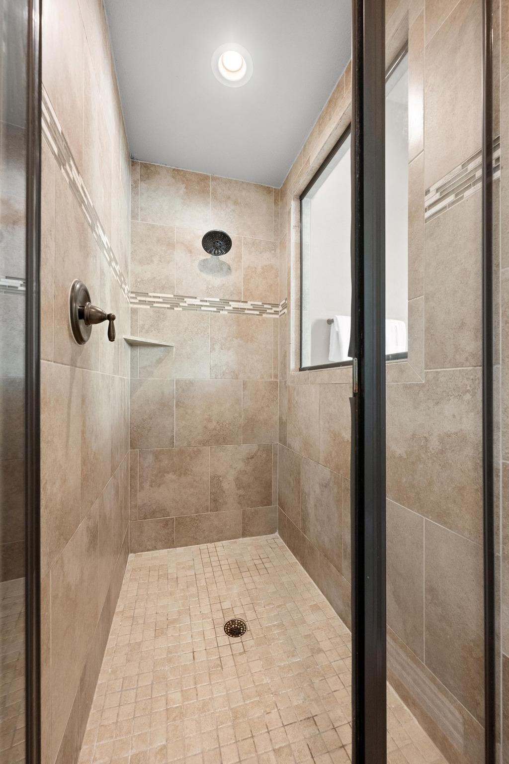 16101 Golden Top Dr, Austin, TX 78738