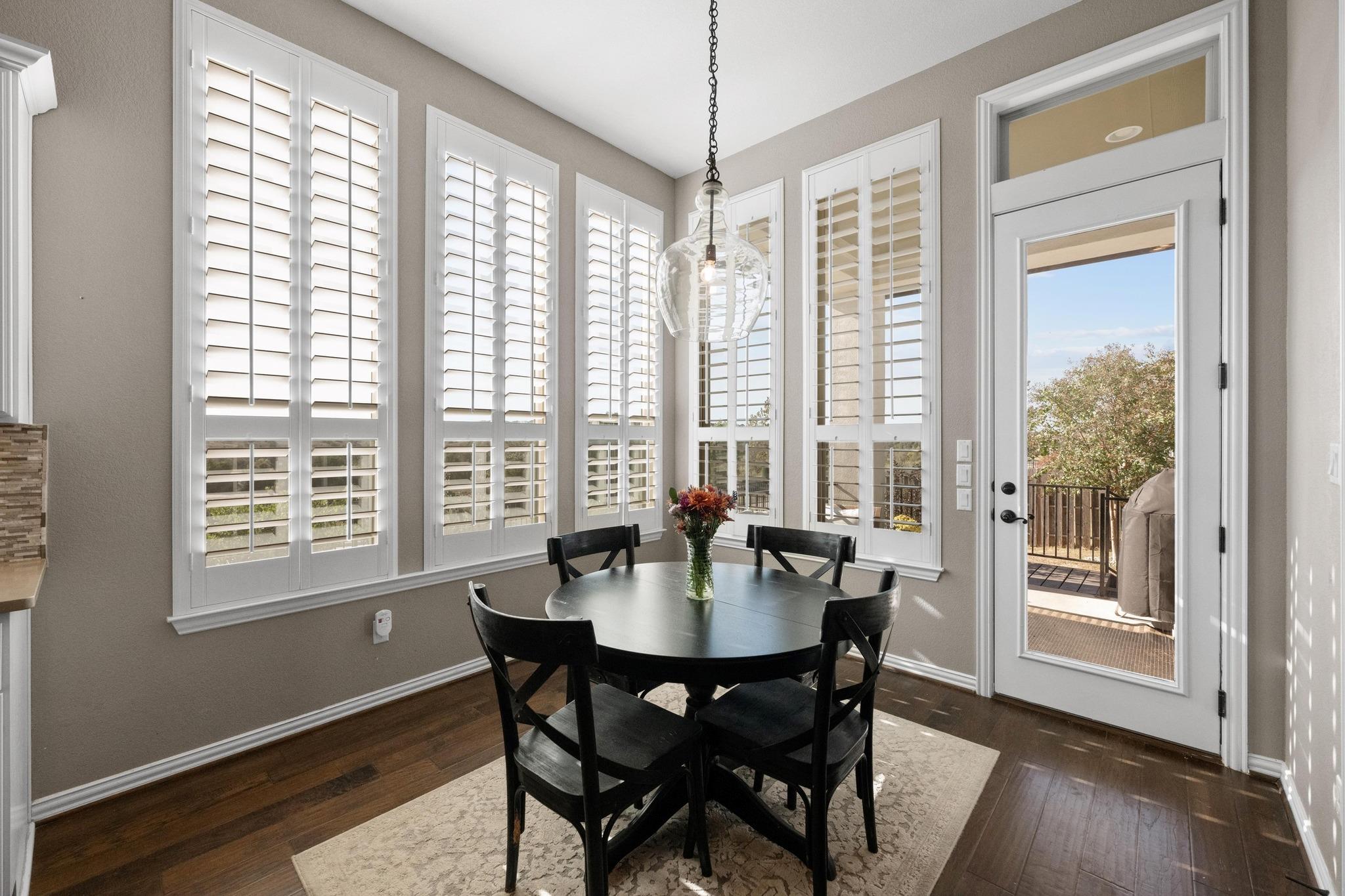 16101 Golden Top Dr, Austin, TX 78738