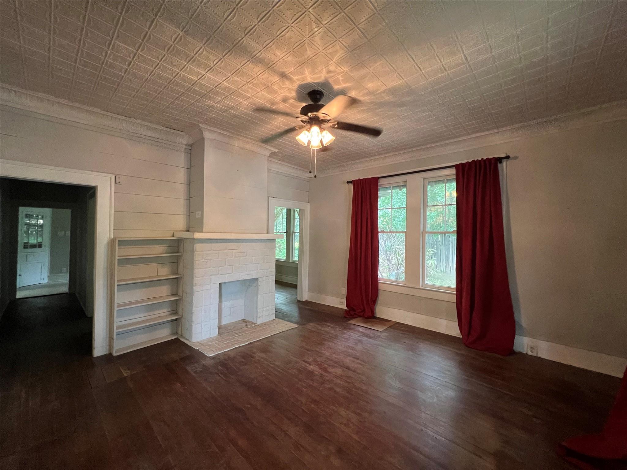 1016 N 3rd St, Temple, TX 76501